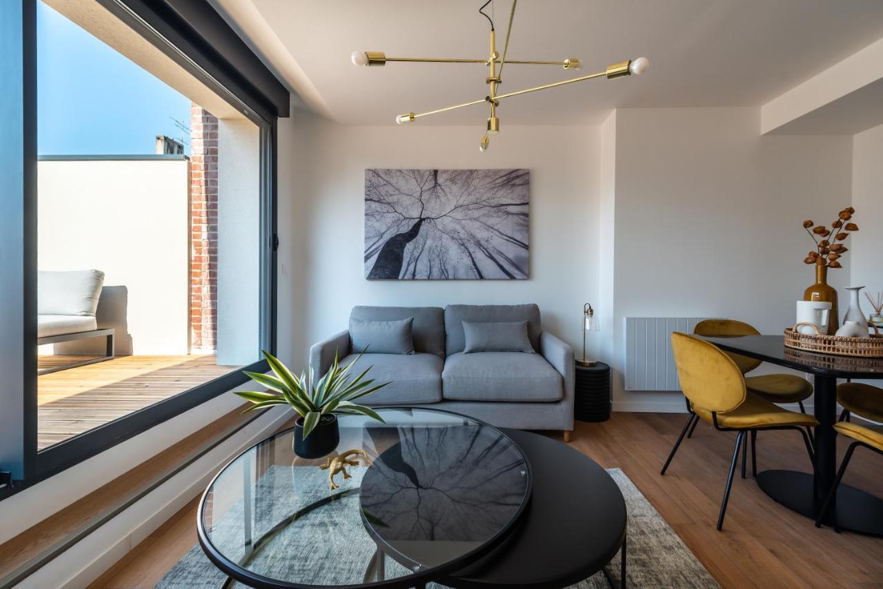 Downtown Rooftop - Centre Ville - Wifi - Terrasse - Netflix Amiens Bagian luar foto